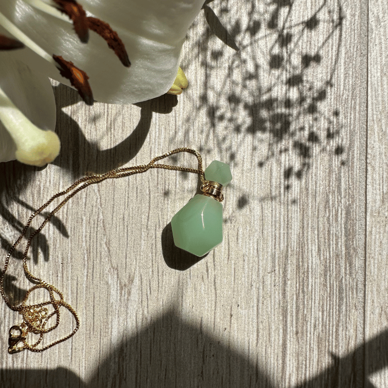 Charme aventurine | Sorcière Moderne