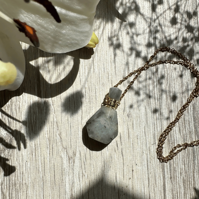 Charme howlite | Sorcière Moderne