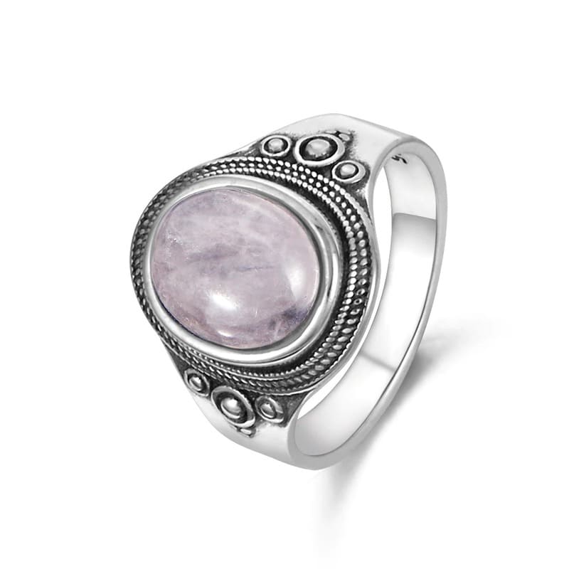 bague en quartz rose sorciere moderne